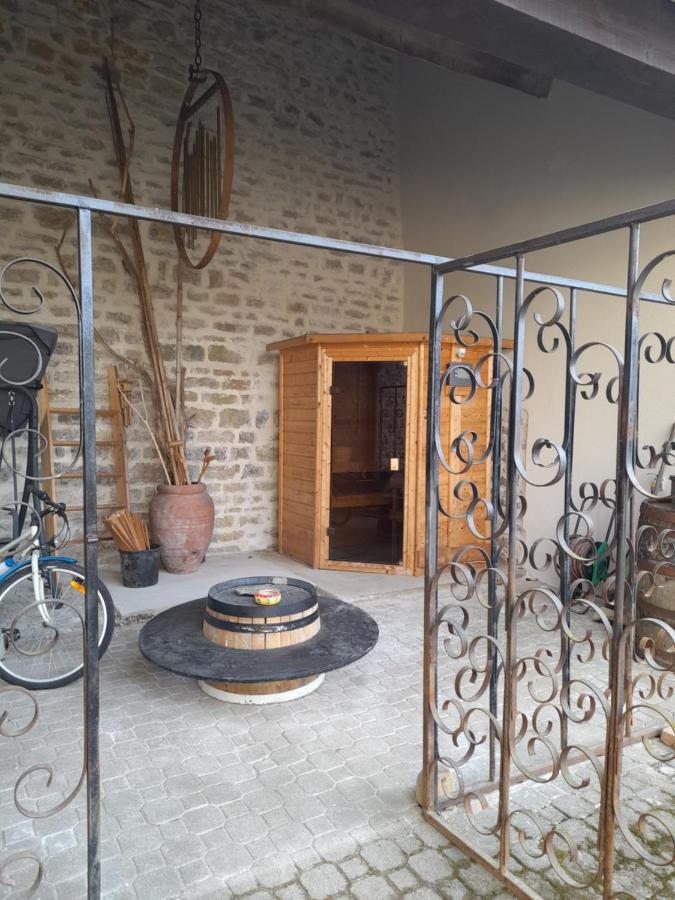 Le Vieux Pressoir Apartment Saint-Germain-les-Arlay Luaran gambar