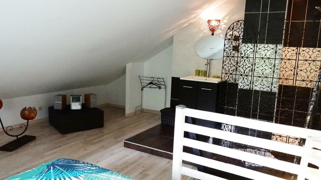 Le Vieux Pressoir Apartment Saint-Germain-les-Arlay Luaran gambar